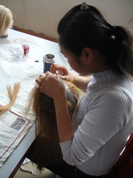 worker tie hair on wig lace base